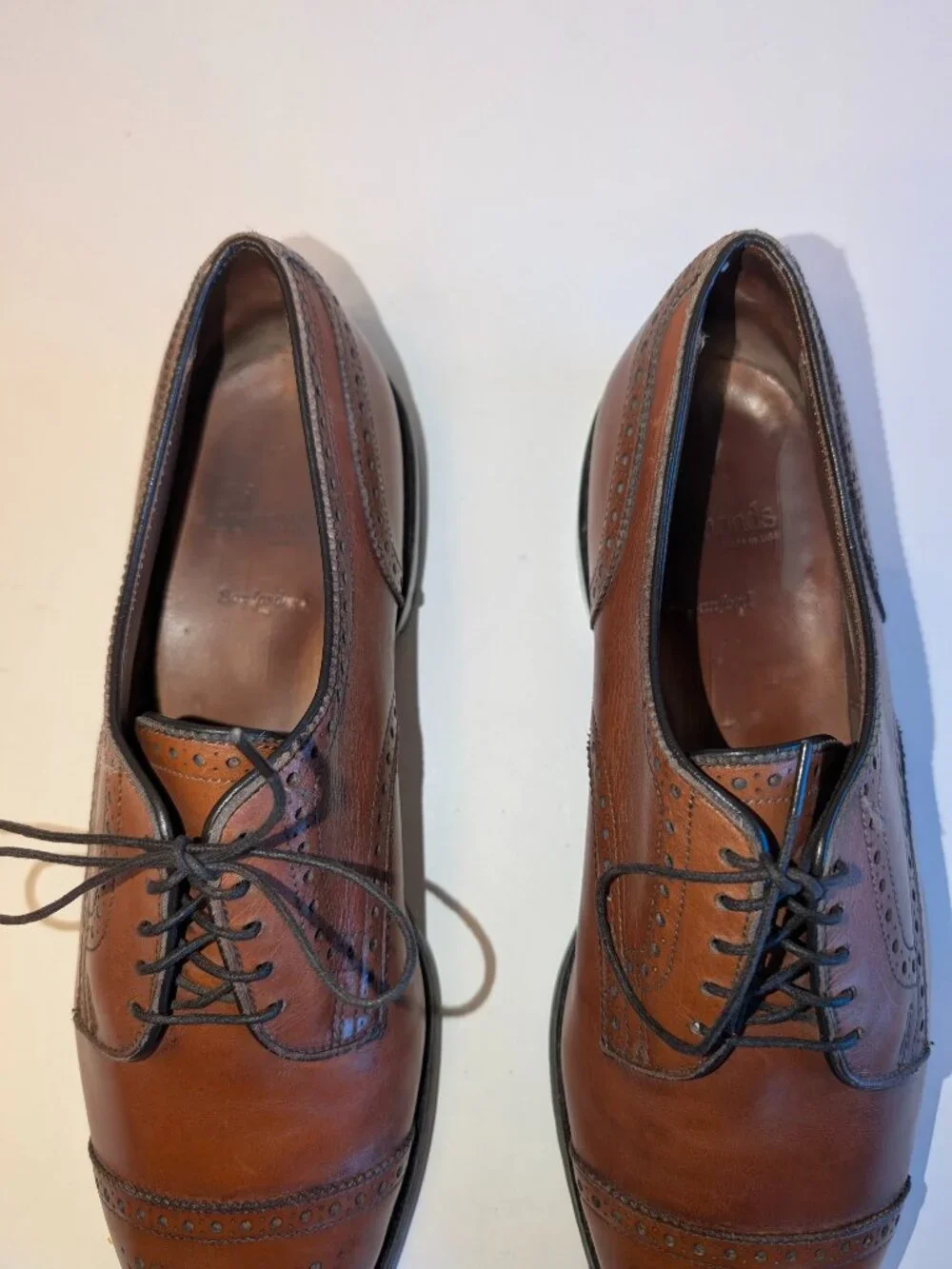 Allen Edmonds Brown Leather Cap-Toe Brogues
